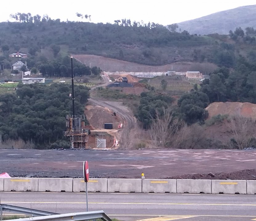 Obras de construcción de la carretera de circunvalación de O Barco.